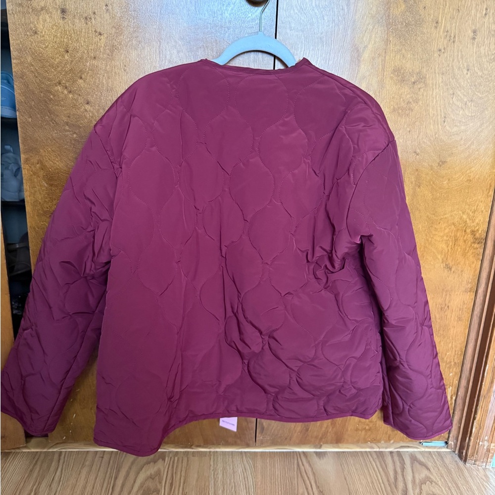 PrettyLittleThing Deep Red Quilted Jacket - Picture 2 of 6